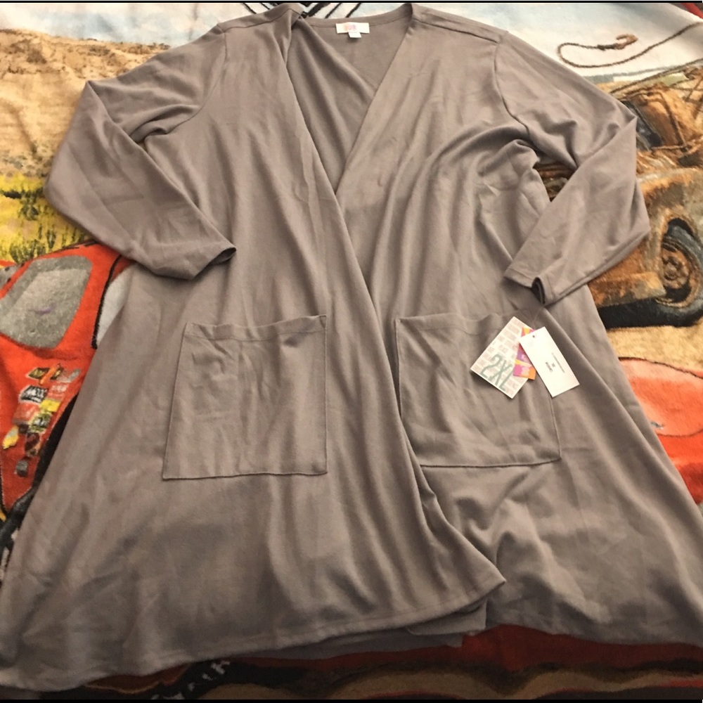 BNWT Lularoe Caroline